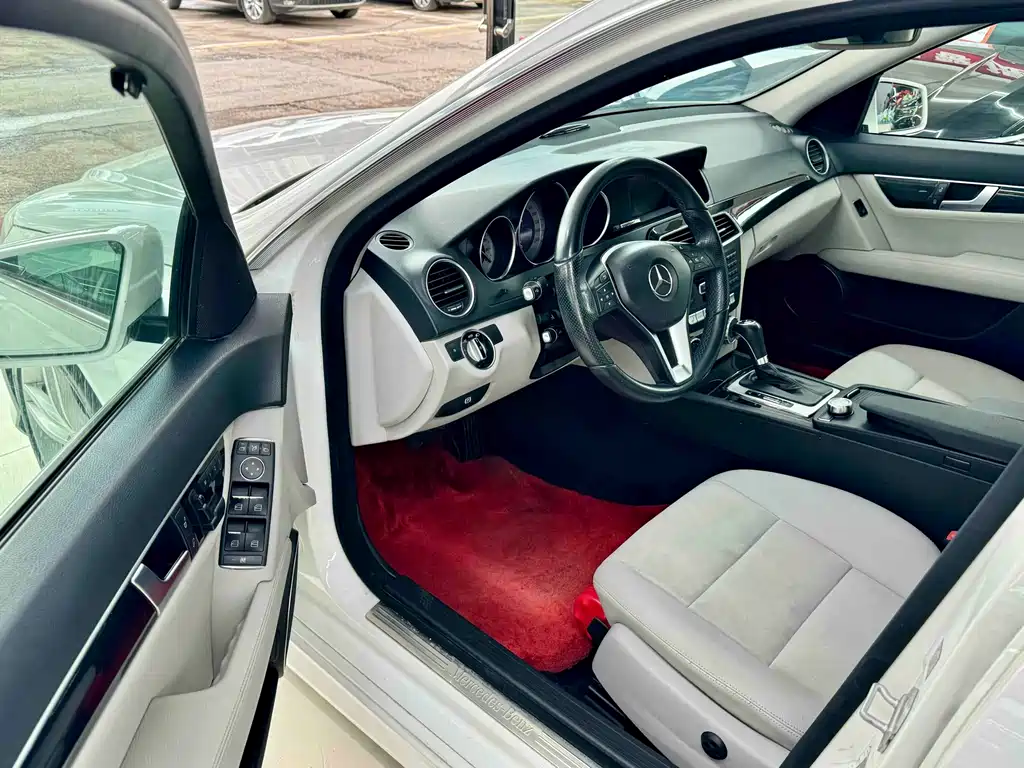 Mercedes-Benz C-Class 2014