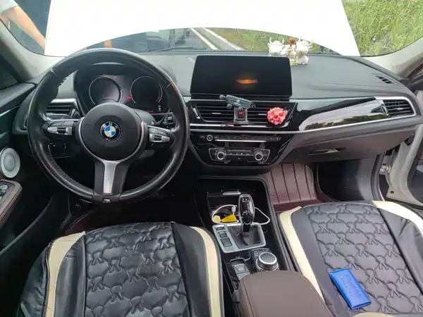 BMW 1 Series 2022