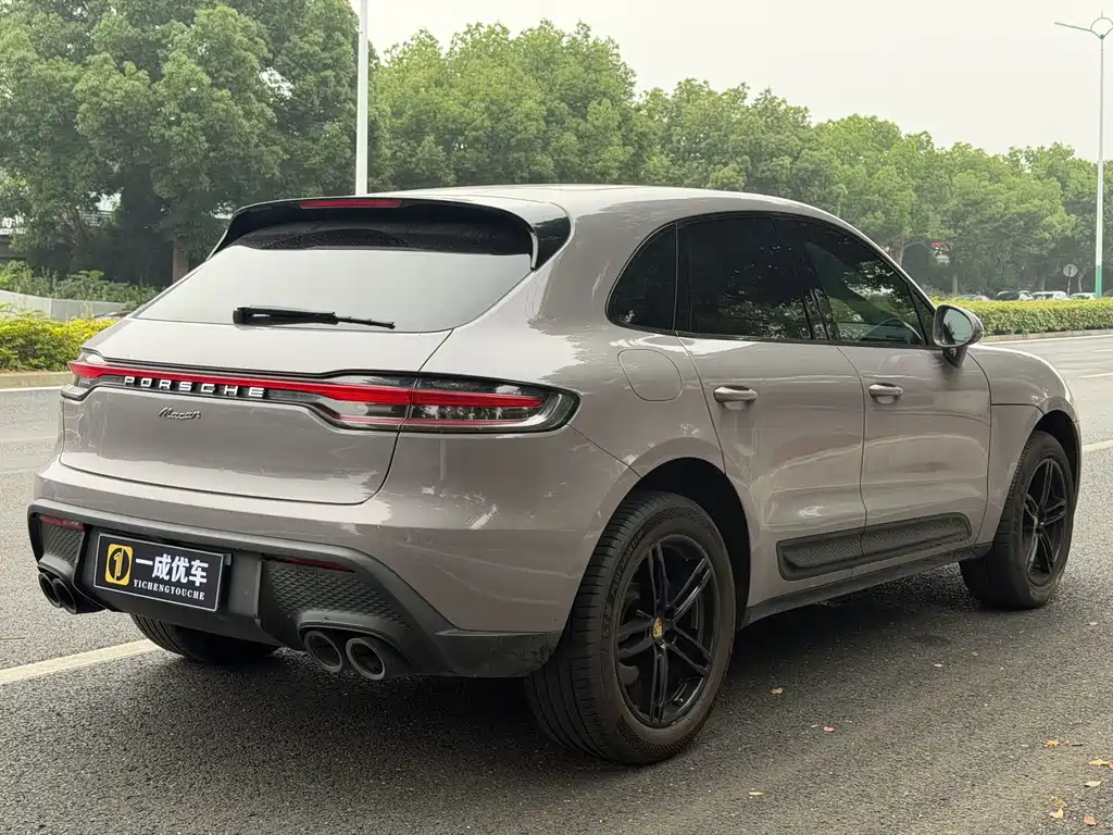 Porsche Macan 2023