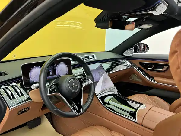 Mercedes-Benz S-Class 2024