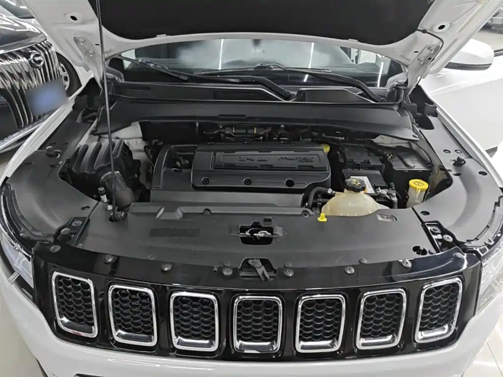 Jeep Compass 2019 — фото 20