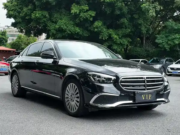 Mercedes-Benz E-Class 2022