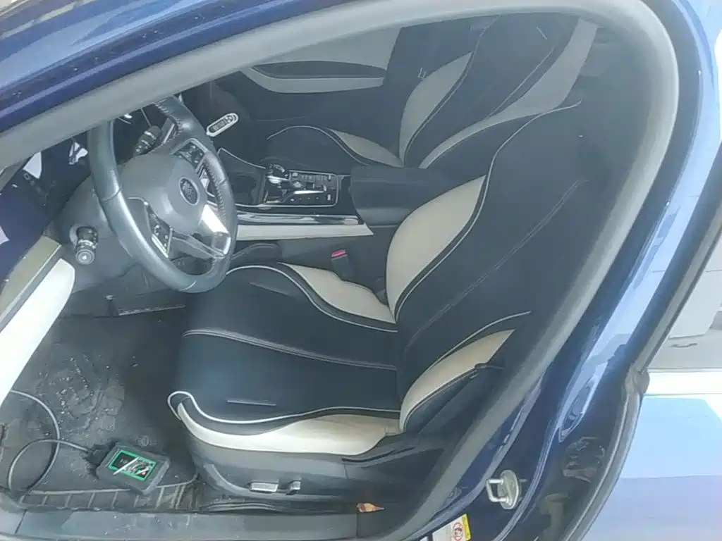 BYD Qin PLUS 2022 — фото 15