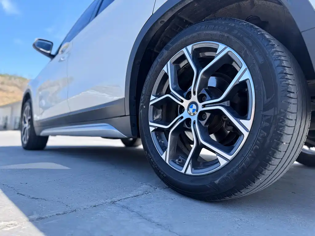 BMW X1 2021 — фото 17