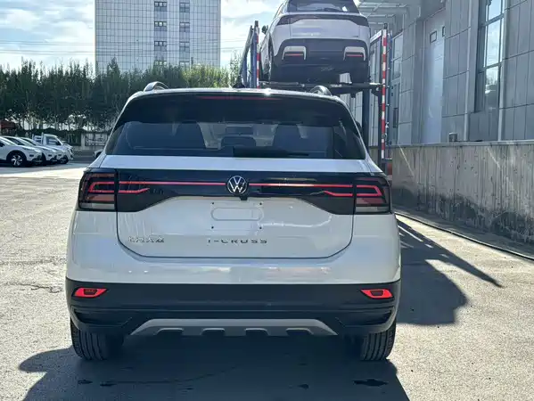 Volkswagen T-Cross 2023