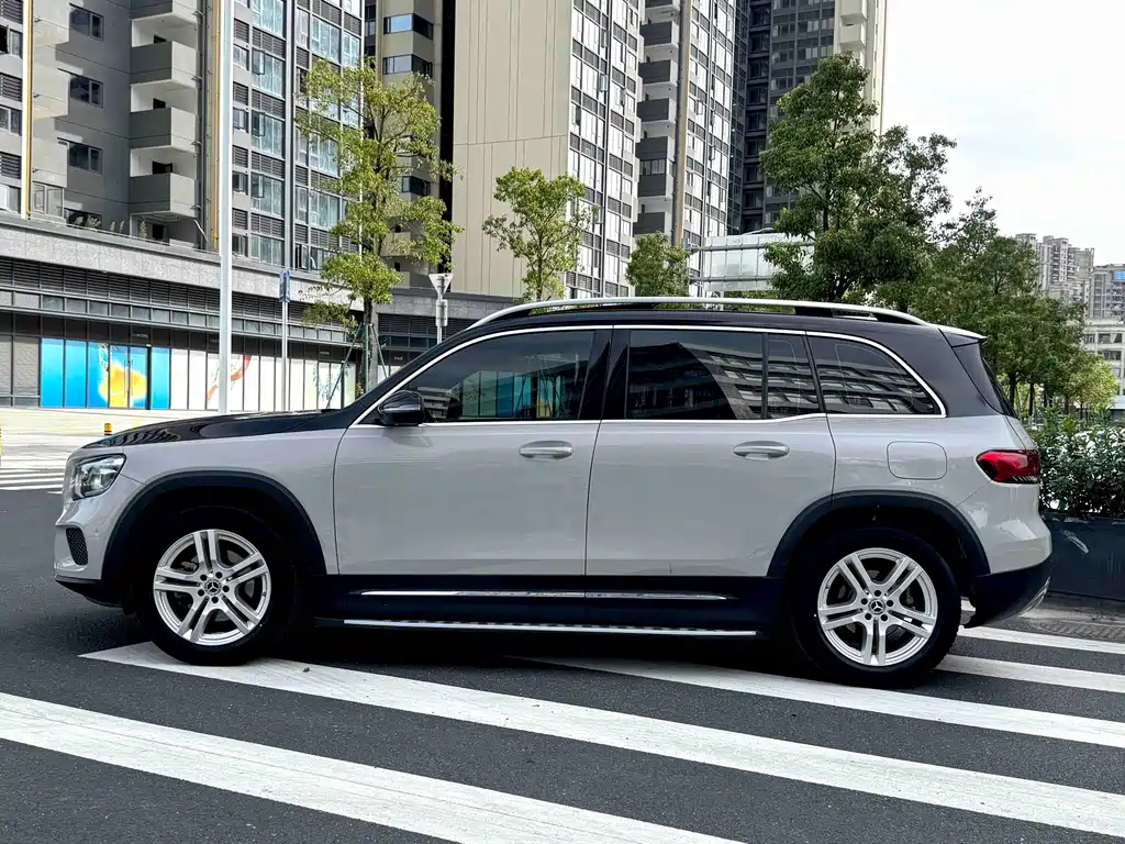 Mercedes-Benz GLB 2021 — фото 9