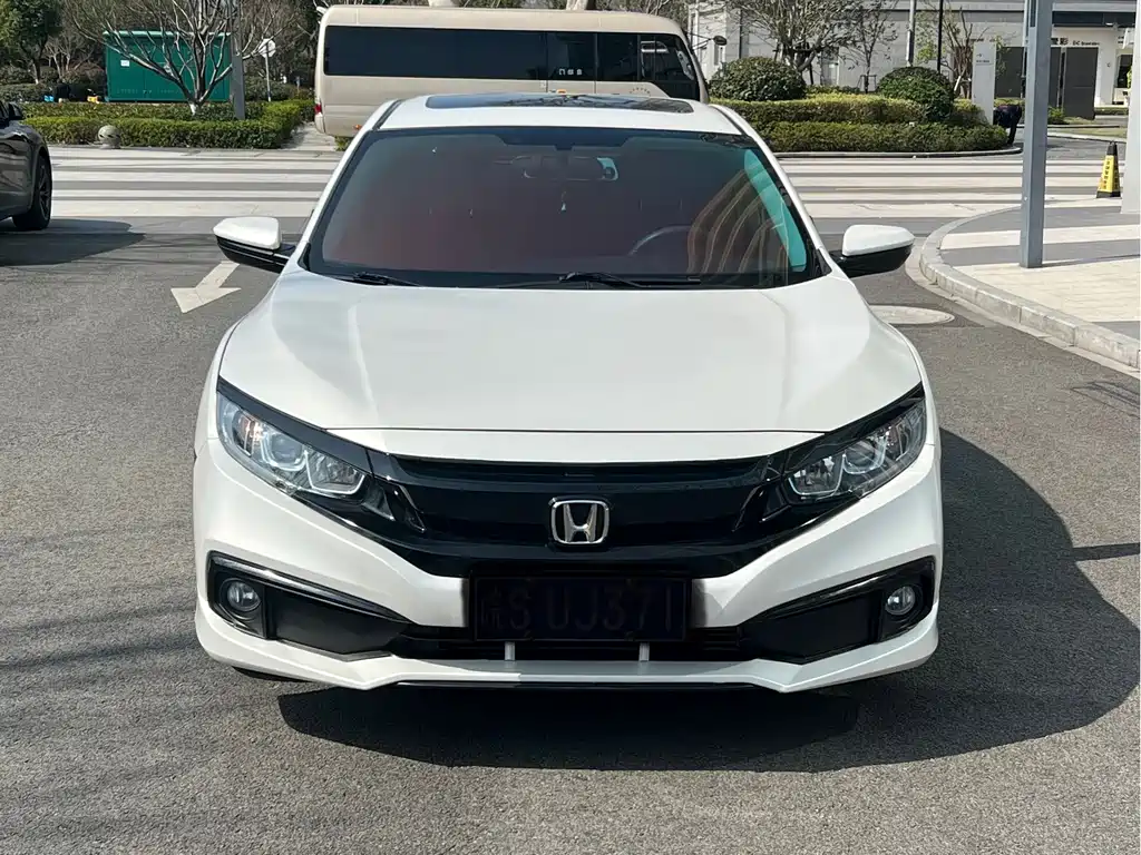 Honda Civic 2021 — фото 2