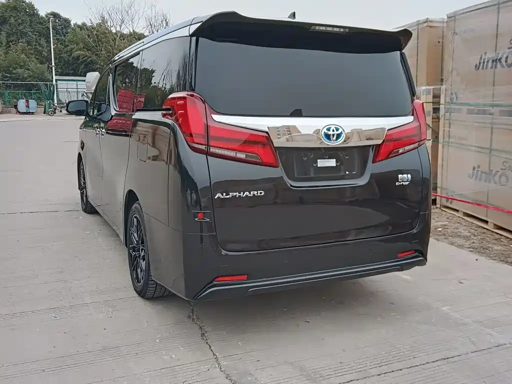 Toyota Alphard 2020