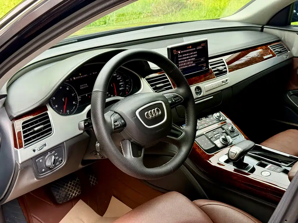 Audi A8 2015