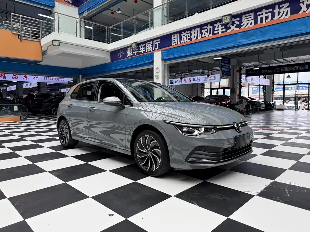 Volkswagen Golf 2022