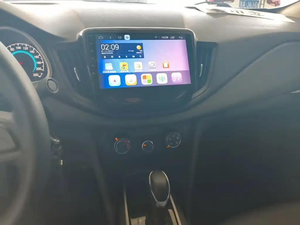 Chevrolet Cavalier 2019 — фото 13