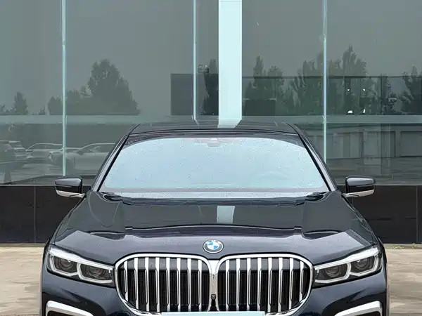 BMW 7 Series 2021