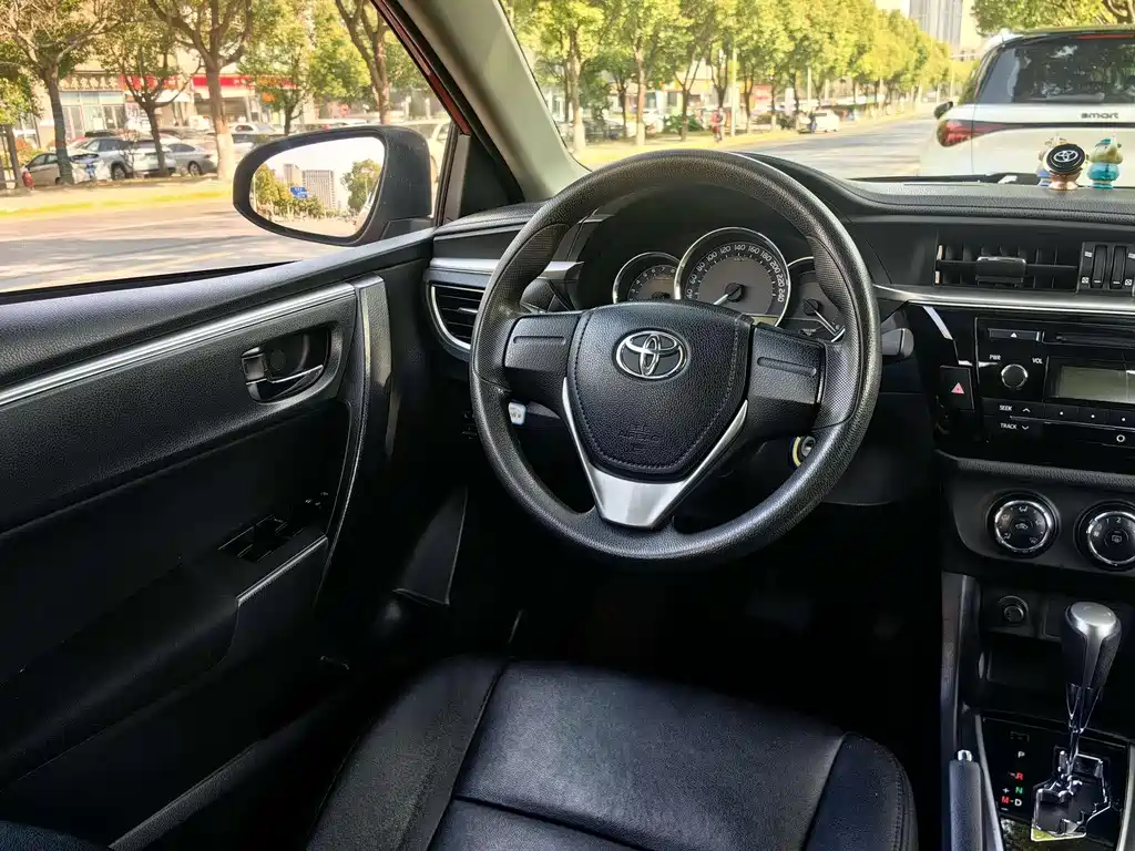 Toyota Levin 2015 — фото 12