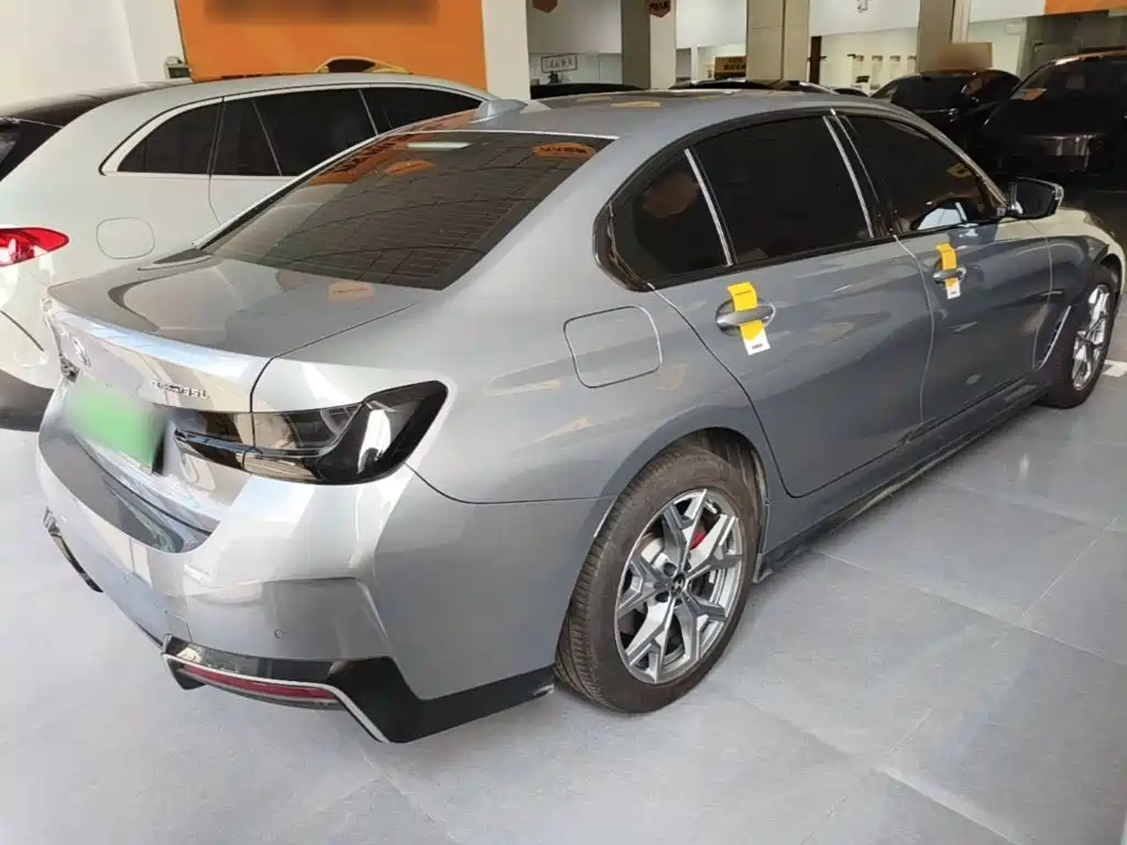 BMW i3 2023