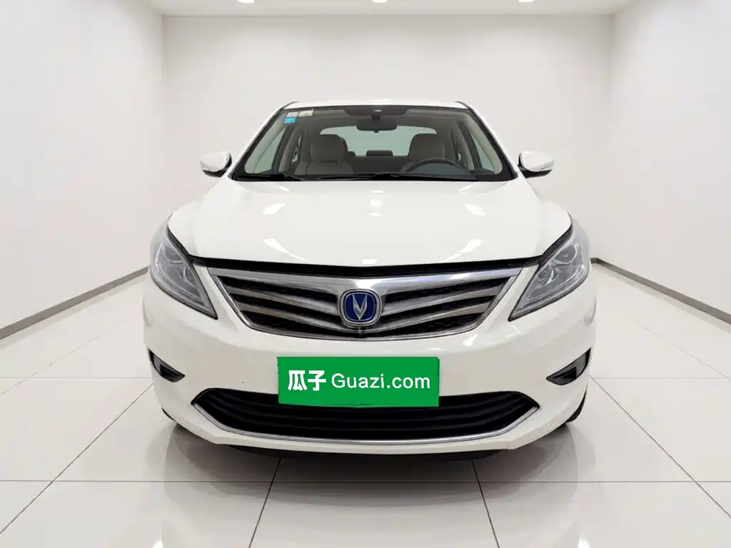 Changan Eado 2015 — фото 2