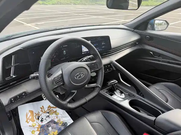 Hyundai Elantra 2021