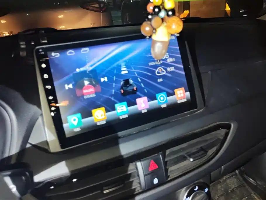 Hyundai Elantra 2018 — фото 13