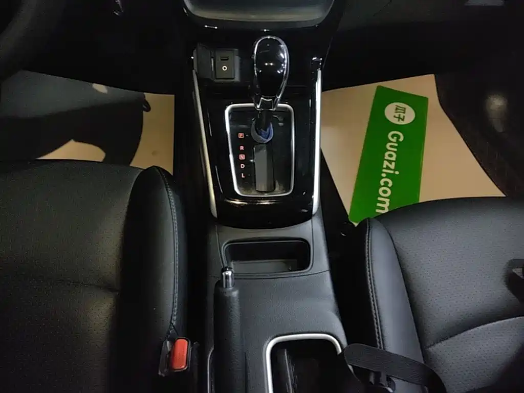 Nissan Sylphy 2018 — фото 14
