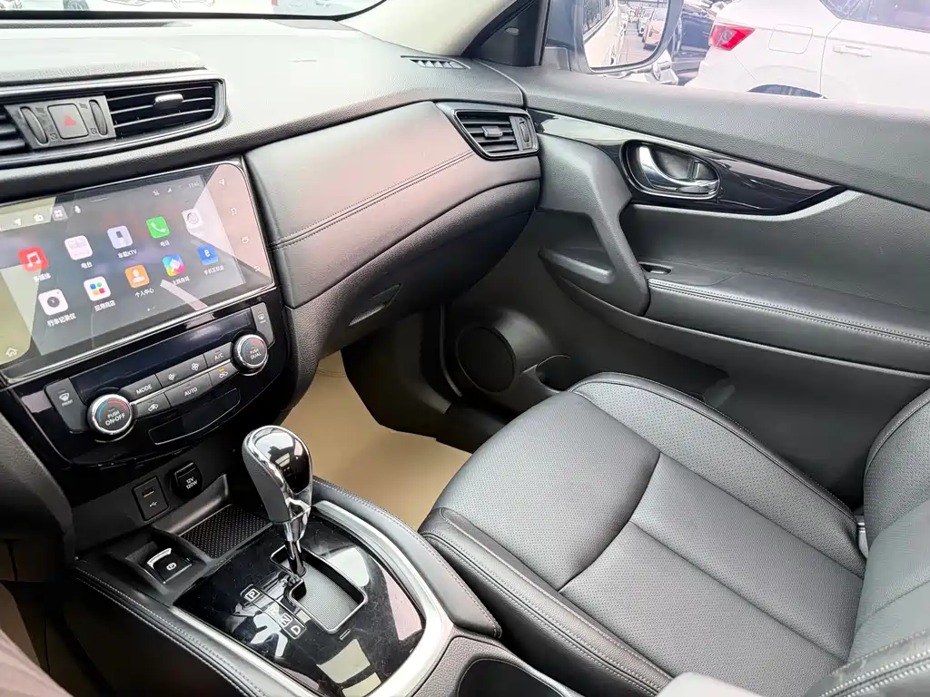 Nissan X-Trail 2022 — фото 10