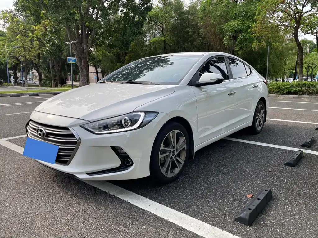 Hyundai Elantra 2018