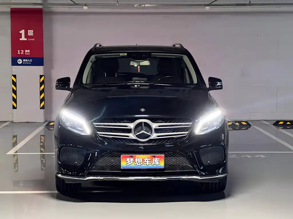 Mercedes-Benz GLE 2016
