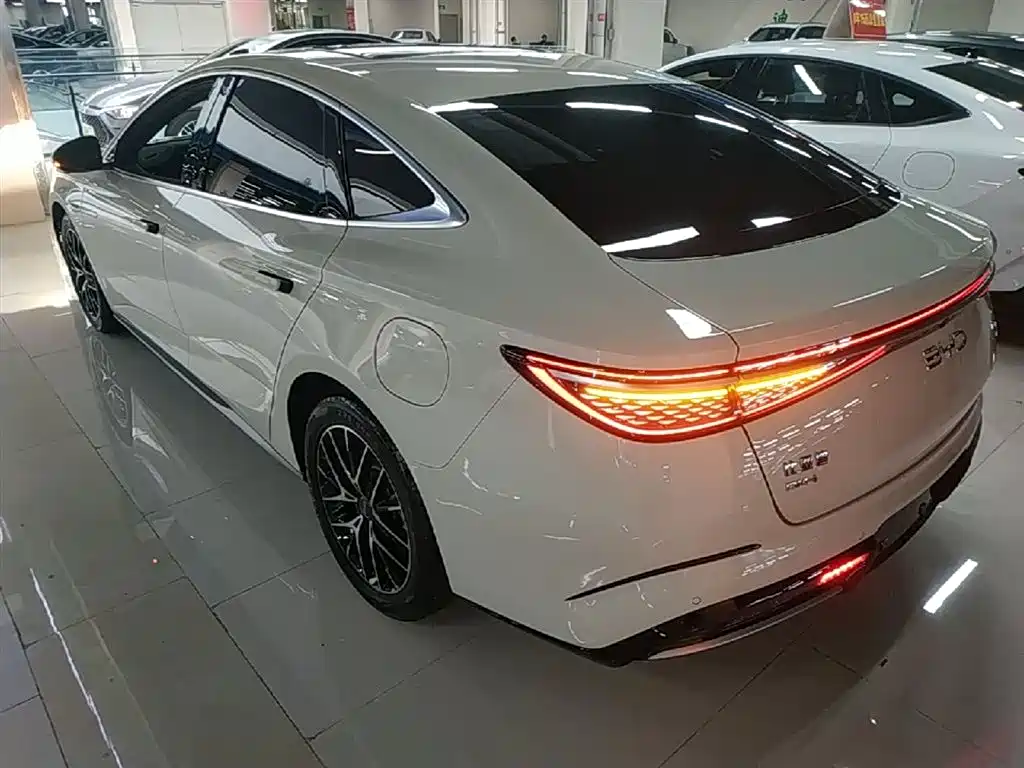 BYD Seal 2024 — фото 5