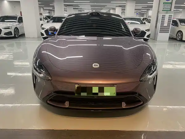 Xiaomi SU7 2024