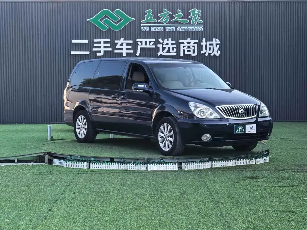 Buick GL8 2012