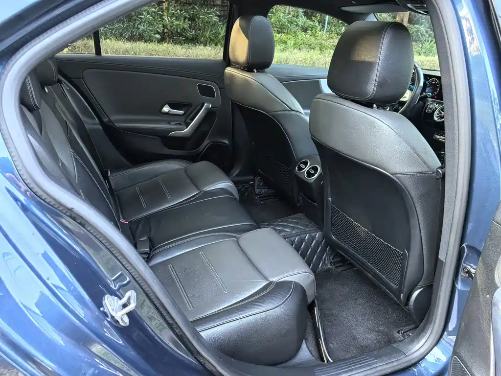 Mercedes-Benz A-Class AMG 2020 — фото 10