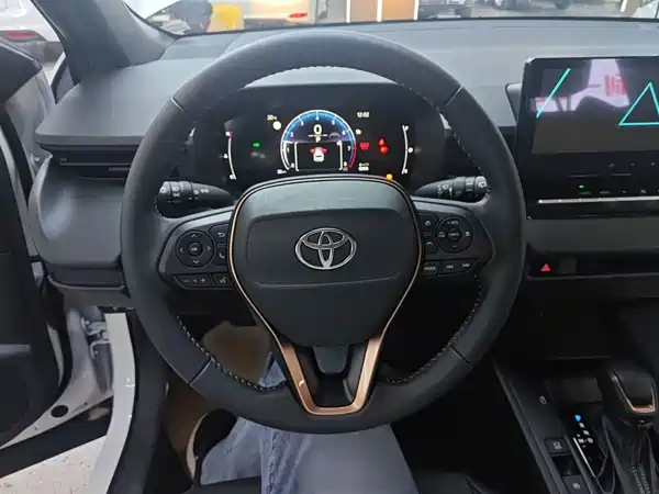 Toyota Frontlander 2026