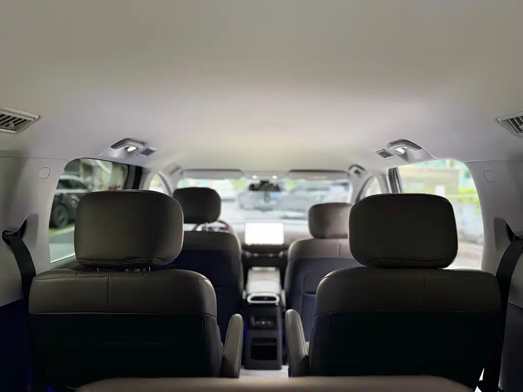 Wuling Starlight 730 EV 2025 — фото 22