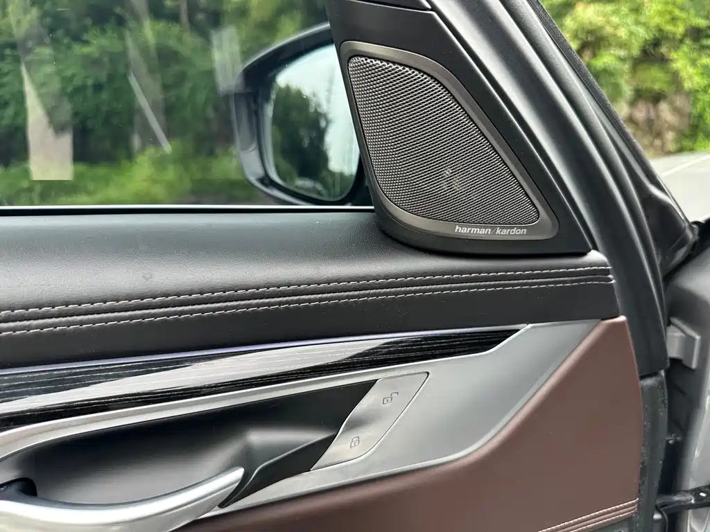 BMW 7 Series 2021 — фото 12