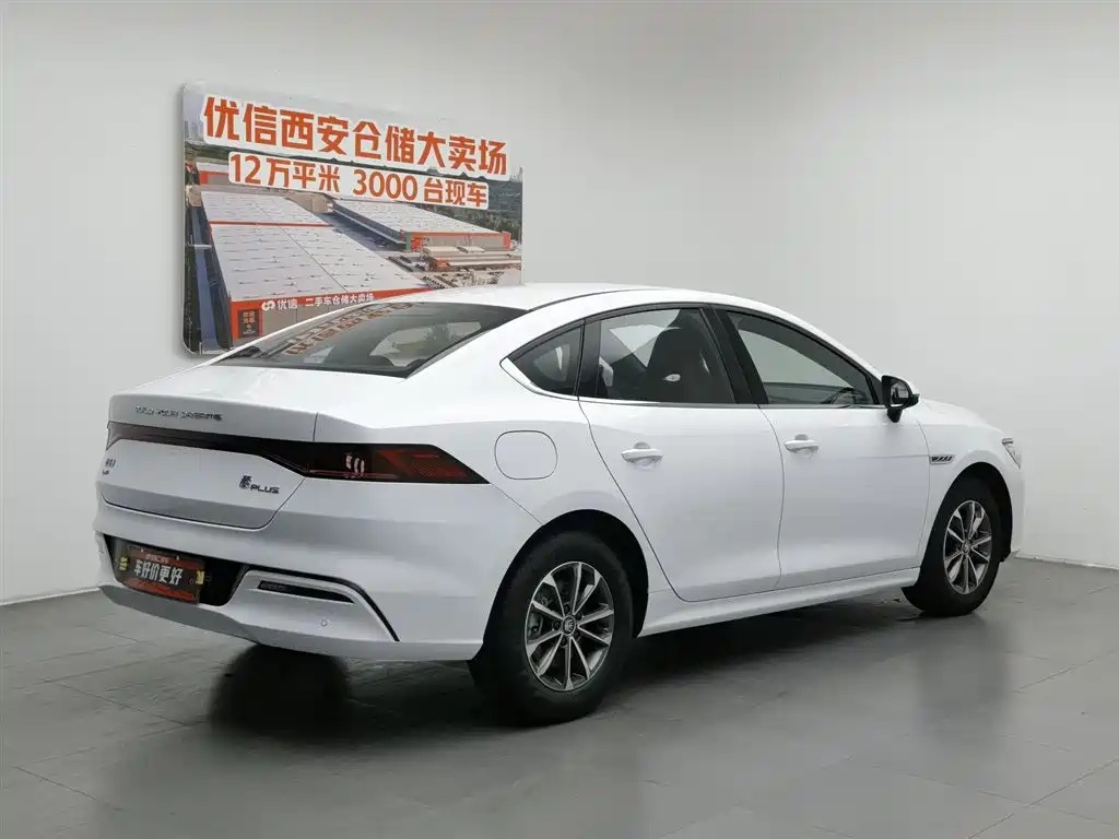 BYD Qin PLUS 2023 — фото 2