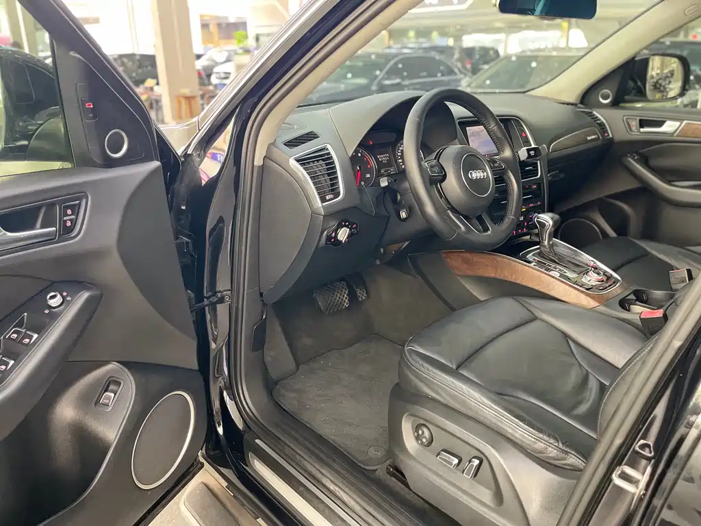Audi Q5 2014
