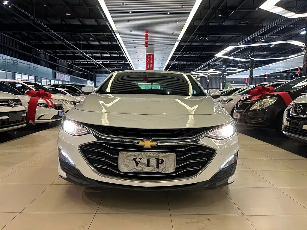 Chevrolet Malibu XL 2020 — фото 1