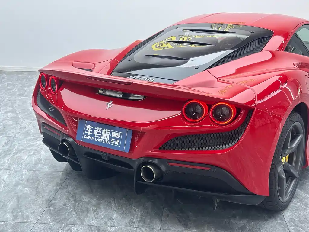 Ferrari F8 2022 — фото 26