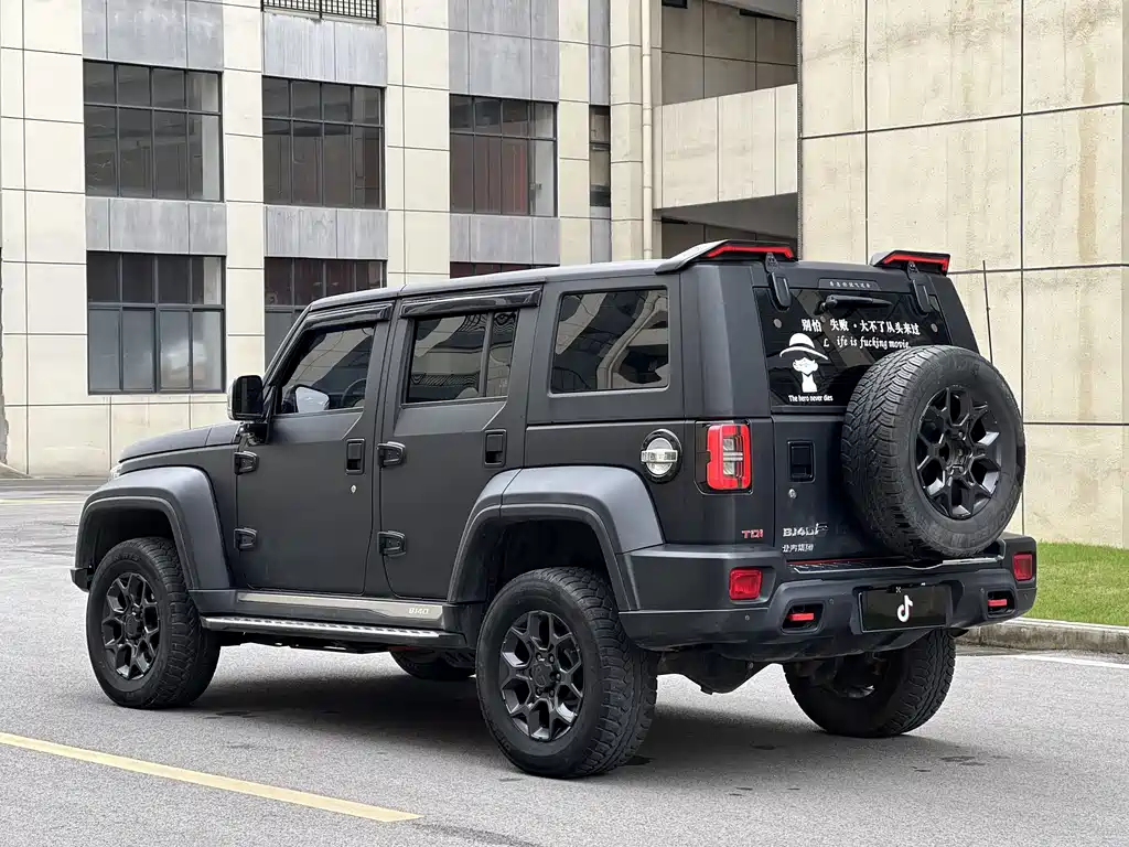 Beijing Off-Road BJ40 2023 — фото 15