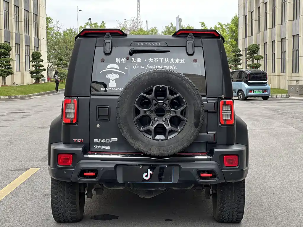 Beijing Off-Road BJ40 2023 — фото 16
