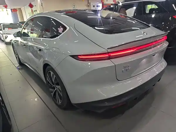 NIO ET5 2023
