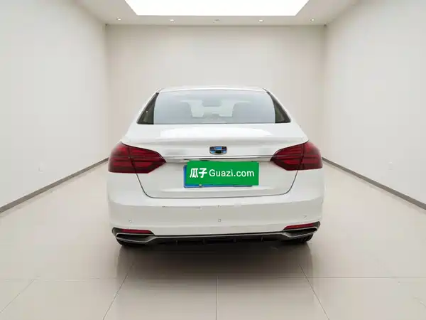 Geely Emgrand 2018
