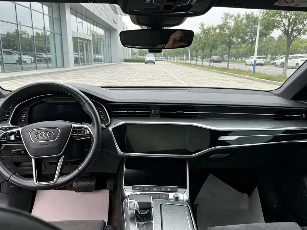Audi A6L 2020 — фото 6