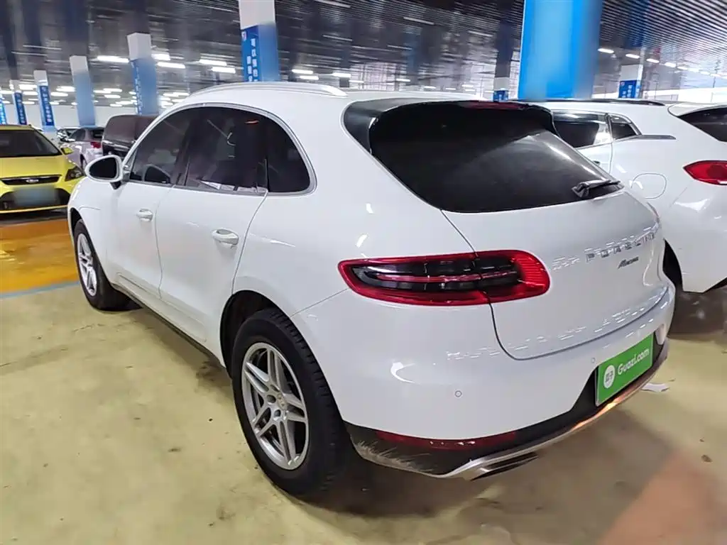 Porsche Macan 2018 — фото 5