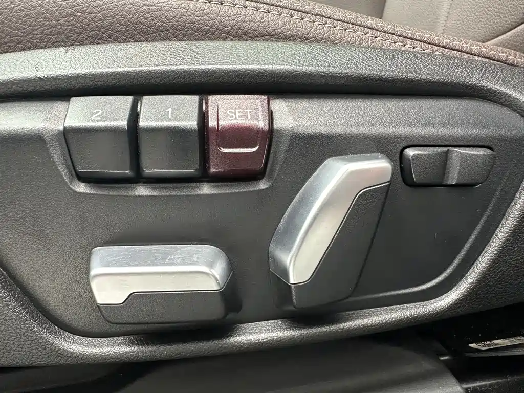 BMW X1 2022 — фото 12