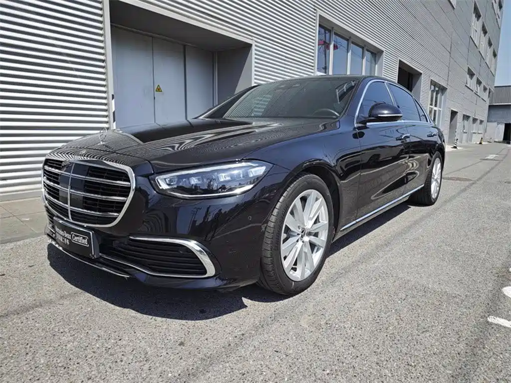 Mercedes-Benz S-Class 2025 — фото 1