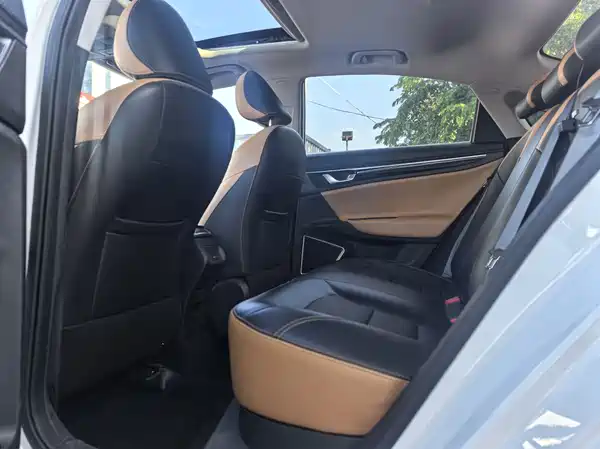 Geely Emgrand GL 2020