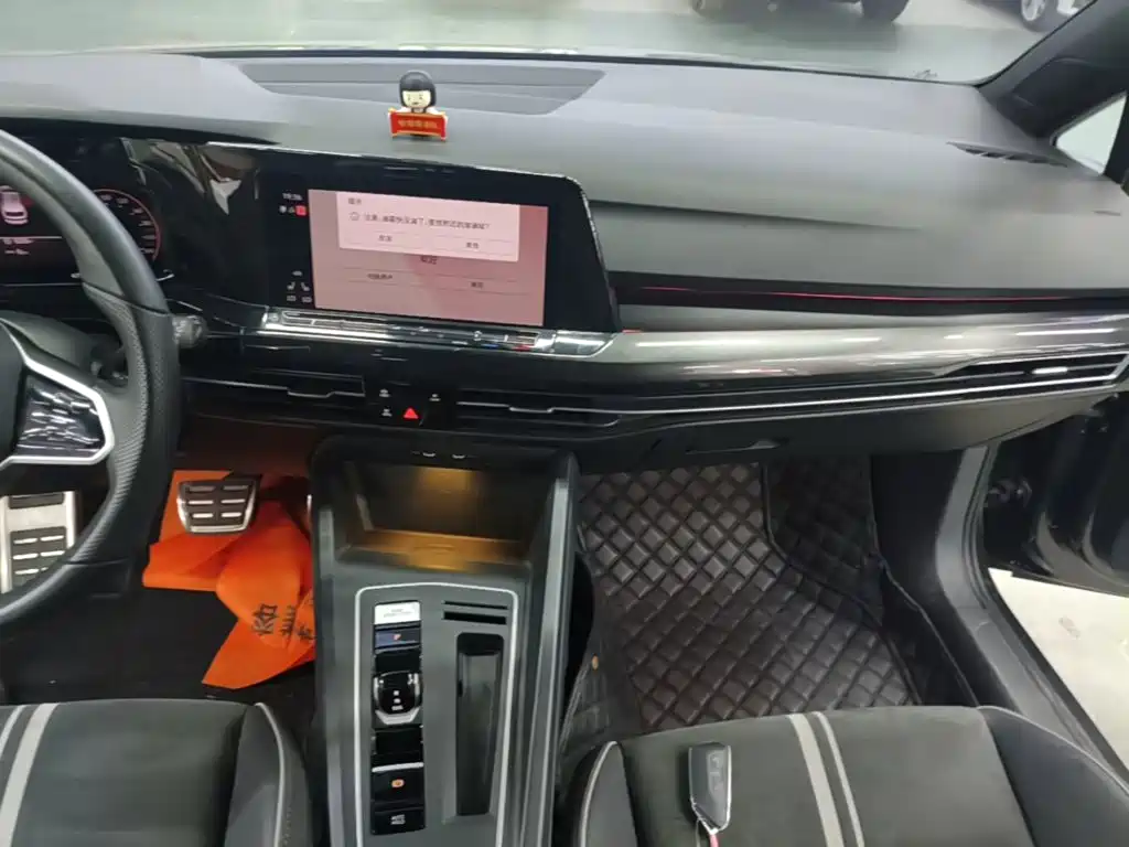 Volkswagen Golf 2022 — фото 9