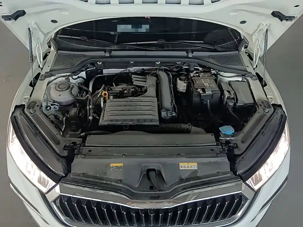 Skoda Octavia 2024 — фото 20