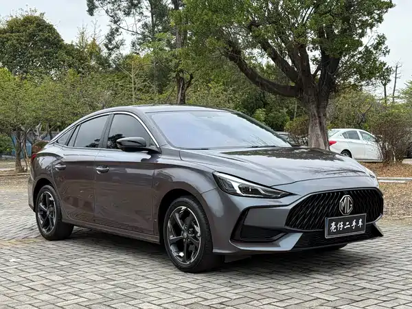 MG MG5 2022