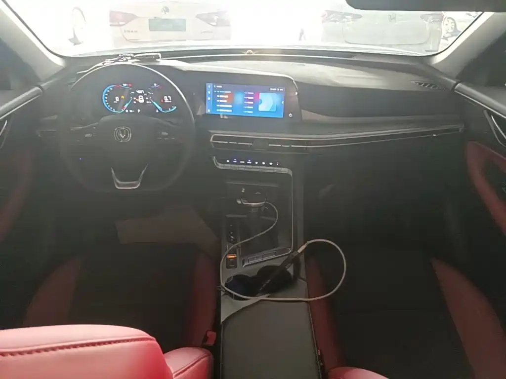 Changan CS35PLUS 2022 — фото 10
