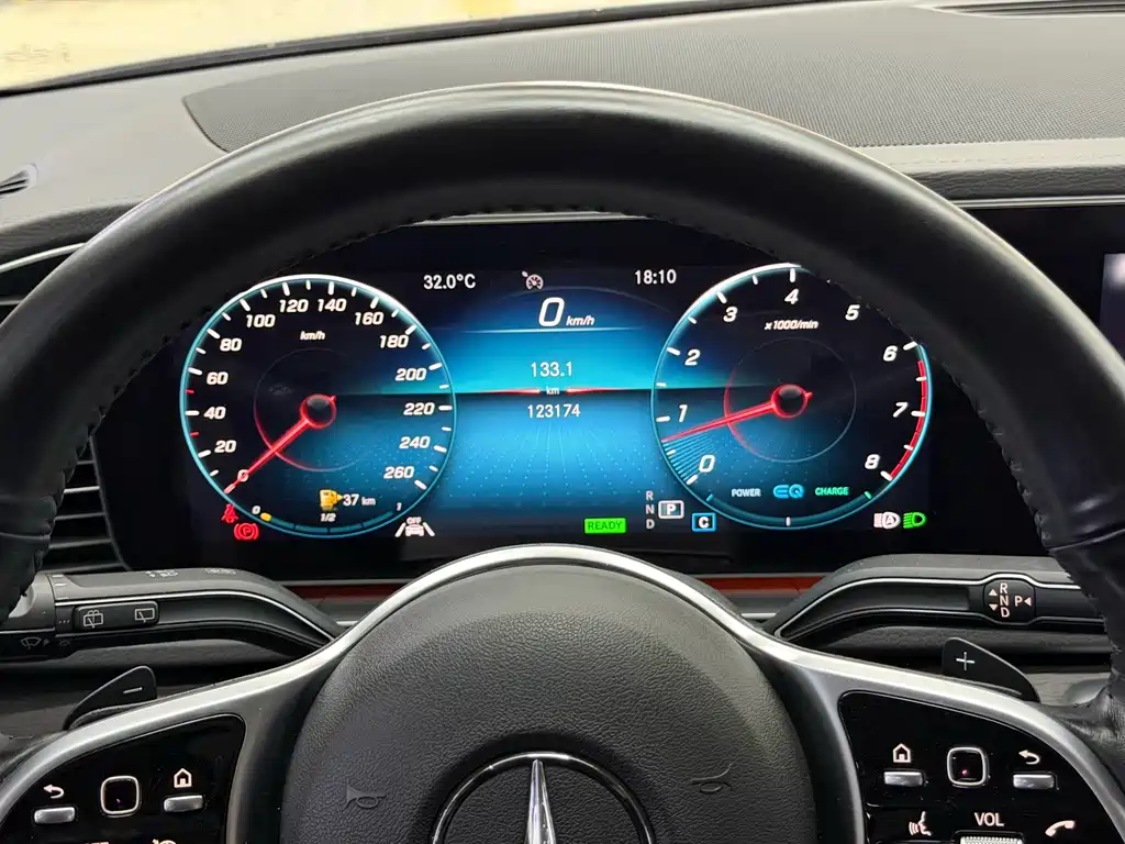 Mercedes-Benz GLE 2019 — фото 20